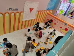 -LuckyStar幸运星家庭娱乐中心(东莞国贸店)