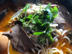 -老妈米线(港龙店)