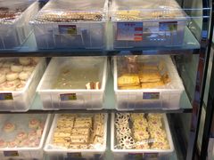 面包甜点陈列柜-百年义利(东直门店)