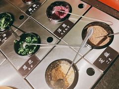 -牛YO寿喜烧·铁板烧和牛火锅自助(市府恒隆店)