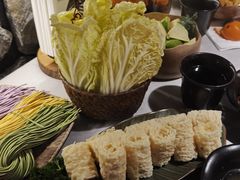 -芸山季·云南野生菌火锅(人民广场来福士店)