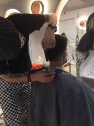 -苏豪路易士·嘉玛发廊