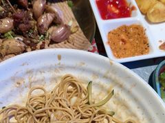 -肥肥虾庄·金牌油焖大虾(杨园滨江时代walk店)
