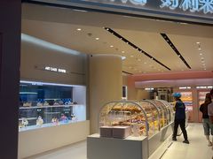 -好利来(上海长宁龙之梦店)