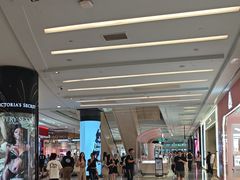 -上海来福士广场