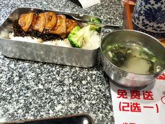 -湘下佬·老长沙吃货铺(酃湖万达店)