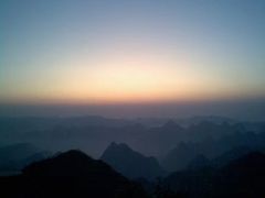 -百色大石围天坑群