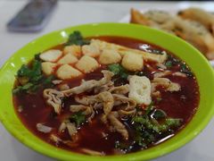 大肠百叶包油豆腐粉丝汤-张记汤馆(嫩江路店)