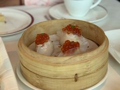 三文鱼子蟹腿凤眼饺-天龙轩(香港丽思卡尔顿酒店)