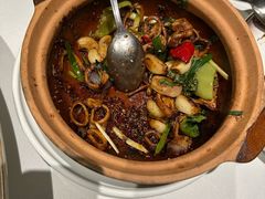 -八府香鸭·啫啫煲(华山路店)