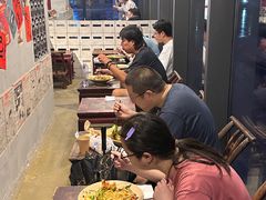 -方铲铲·成都板凳面(滨江银泰店)