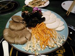 -老灶堂文创火锅(文艺路店)