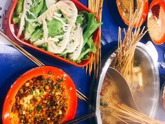 -马路边边串串香(涑河南街店)