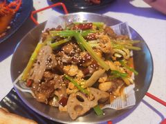 -红盔侠小龙虾(海宁银泰店)