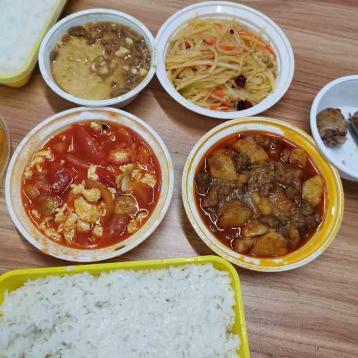 大先生小碗菜(石牌店)-"一家在石牌桥地铁站附近的小碗菜,就开在热.