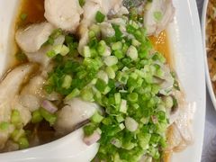 香葱淋鲈鱼-粤·向群饭店(龙津东路总店)