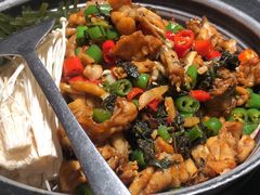 青椒紫苏味-蛙小侠·沸腾砂锅(南山欢乐颂店)