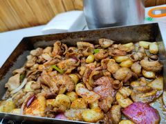 -老东镇啤酒屋海鲜加工·蒸汽海鲜·海鲜烧烤(台东店)