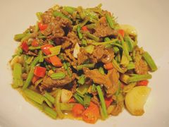 小炒黄牛肉-何氏海产海鲜餐厅(体育中心店)