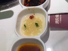 -洪氏嗨捞·广东猪肚鸡·椰子鸡火锅(西咸万象城店)