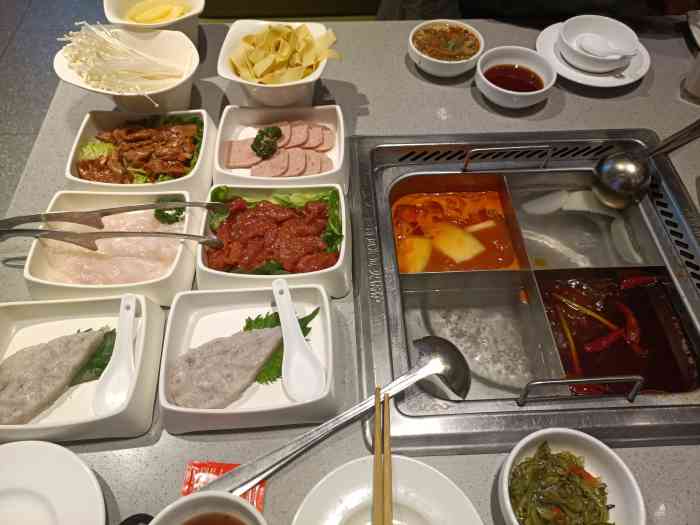 海底捞火锅(京华城店"没事就吃海底捞,没事就捞,自从回扬州后经.