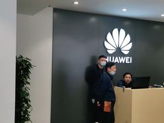 -华为授权体验店(万航渡路)