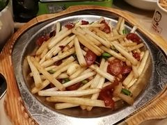 花生苗炒香肠-大碗先生(万家丽店)