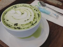 -Chom Cafe and Restaurant