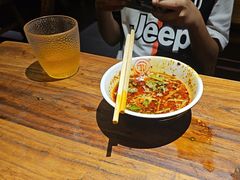 -万记麻辣烫国展总店