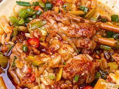 -拈签一笑黄牛肉辣卤串串