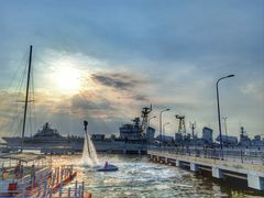 -泰达航母主题公园