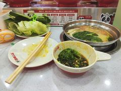 -围辣串串小火锅(李家村万达广场店)