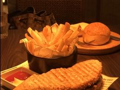 -来龙里 精致 东南亚餐室(万象城店)