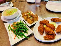 -五星海南鸡饭餐馆(东海岸路店)