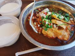 -柳州肥姨妈大骨螺蛳粉(老闵行店)