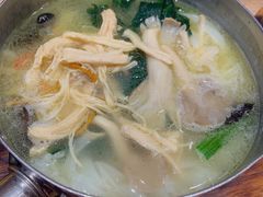 枸杞菌子土鸡汤手工粉-小满手工粉(上海月星环球港店)