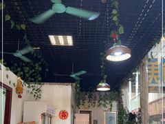 大堂-柴火东北铁锅炖(鲁班店)