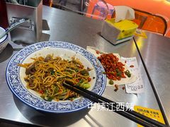 经典牛肉炒粉-赣南粉局·江西小炒·锅气炒粉(巴黎春天店)