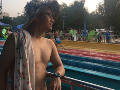-欢乐水魔方水世界