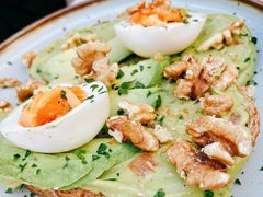 牛油果煮蛋吐司-RAC BAR(安福路店)