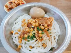 锅烧卤粉-红鼻子卤粉(总店)