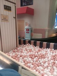 -奈尔宝·儿童乐园·亲子餐厅(华采天地店)