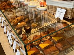 -VERIE BAKEHOUSE