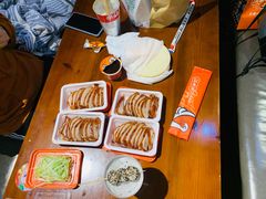 -汪世兴京味烤鸭(王府井店)