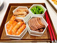 -品悦酒店(三林古镇店)