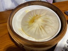 手拆蟹粉灌汤包-包小笼·金牌汤包(中山路店)