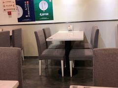 大堂-嘉和一品粥(首经贸店)