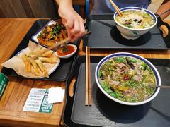 -云阿蛮云南生烫牛肉米线(奉贤路店)