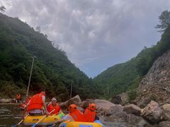 -安吉龙王山峡谷漂流