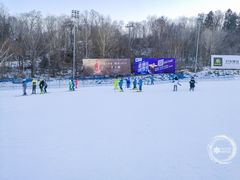 -亚布力新体委滑雪场